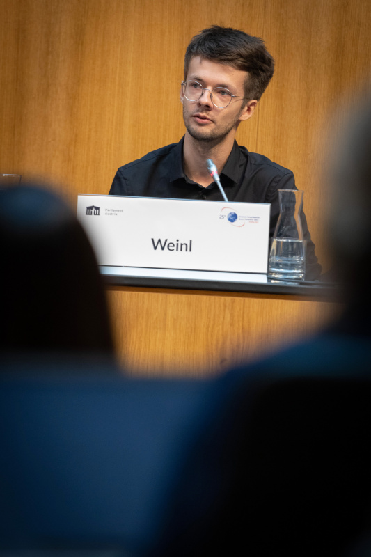 Part 1, Panel discussion: Sara Dalledonne, Women in Aerospace Austria (WIA-Austria) and the European Space Policy Institute  (ESPI)  