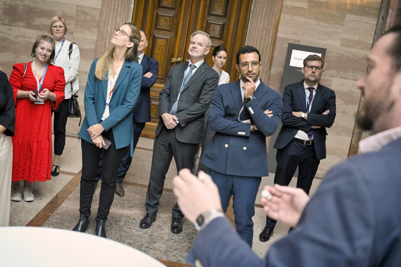 Visiting Tour trough the Parliament