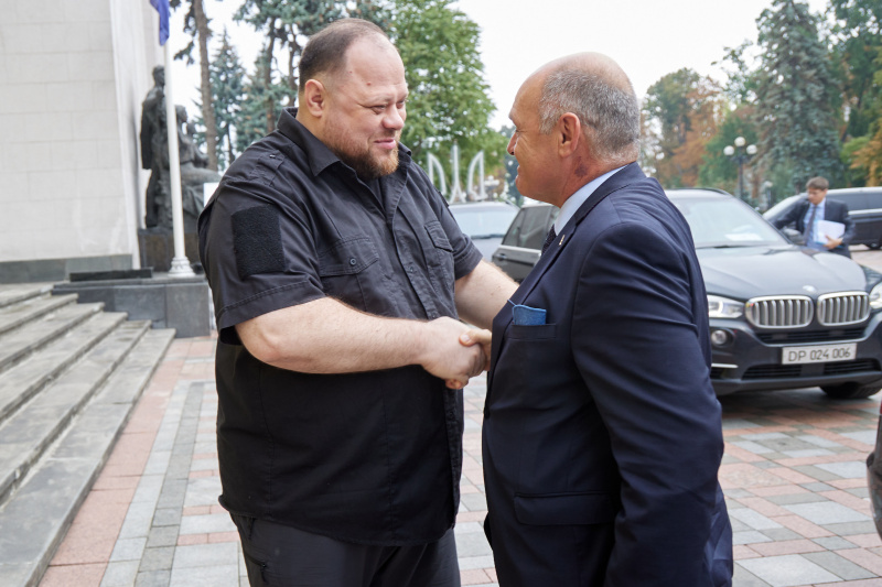 Von rechts: Nationalratspräsident Wolfgang Sobotka (ÖVP), Vorsitzender der Werchowna Rada der Ukraine Ruslan Stefanchuk