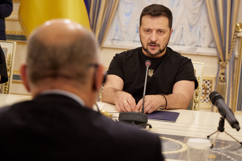 Präsident der Ukraine Volodymyr Selenskyj während der Aussprache