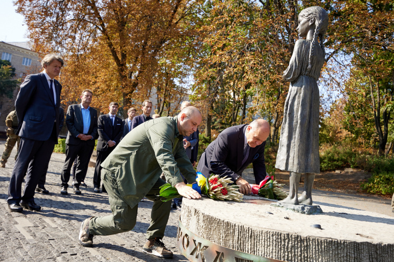 Zeremonie zu Ehren der Opfer des Holodomor in der Ukraine