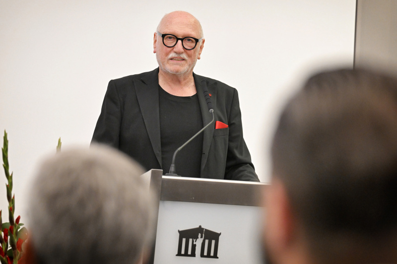 Begrüßung: Lois Lammerhuber