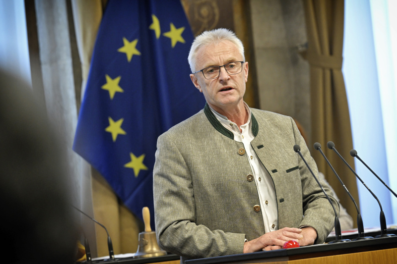 Am Rednerpult: Bundesrat Ferdinand Tiefnig (ÖVP)