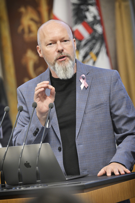 Am Rednerpult: Bundesrat Marco Schreuder (GRÜNE)