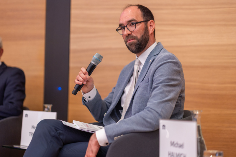 Fragerunde unter Mitwirkung des Publikums. Am Wort: Michael Halmich