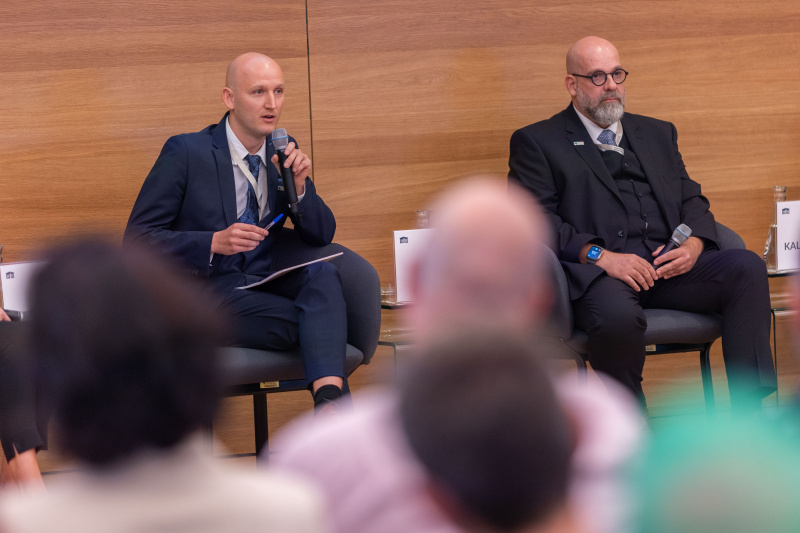 Fragerunde unter Mitwirkung des Publikums. Von Links: Florian Zahorka, Clemens Kaltenberger