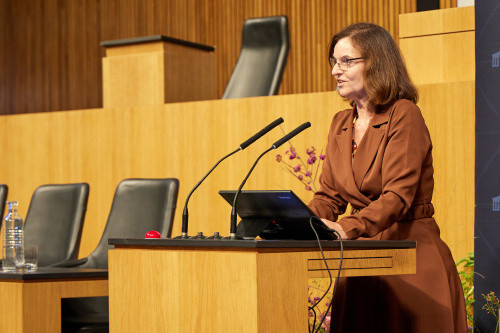 Alix Frank-Thomasser Allianz der Ethik in der Wirtschaft