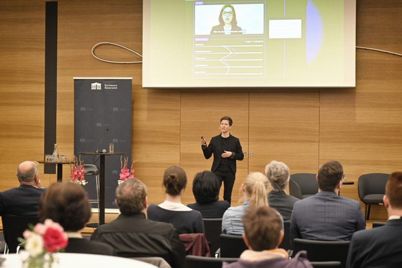 Keynote: Leitung AI & Automation Lab Bayerischer Rundfunk Uli Köppen