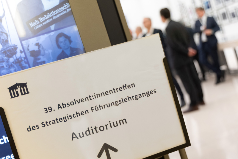 Hinweisschild Auditorium