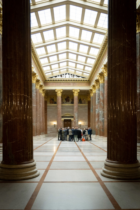Führung durch das Parlament