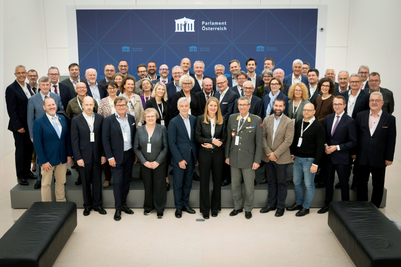 Gruppenfoto mit den Veranstaltungsteinehmer:innen