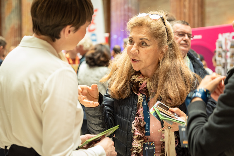 Verantaltungsteilnehmer:innen und Klubobfrau Sigird Maurer (Grüne)