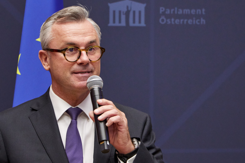 Eröffnungsworte von Drittem Nationalratspräsidenten Norbert Hofer (FPÖ)