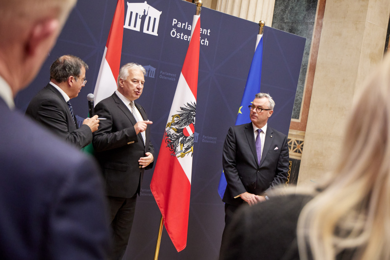 Eröffnungsworte von Stellvertretender Ministerpräsident von Ungarn Zsolt Semjèn