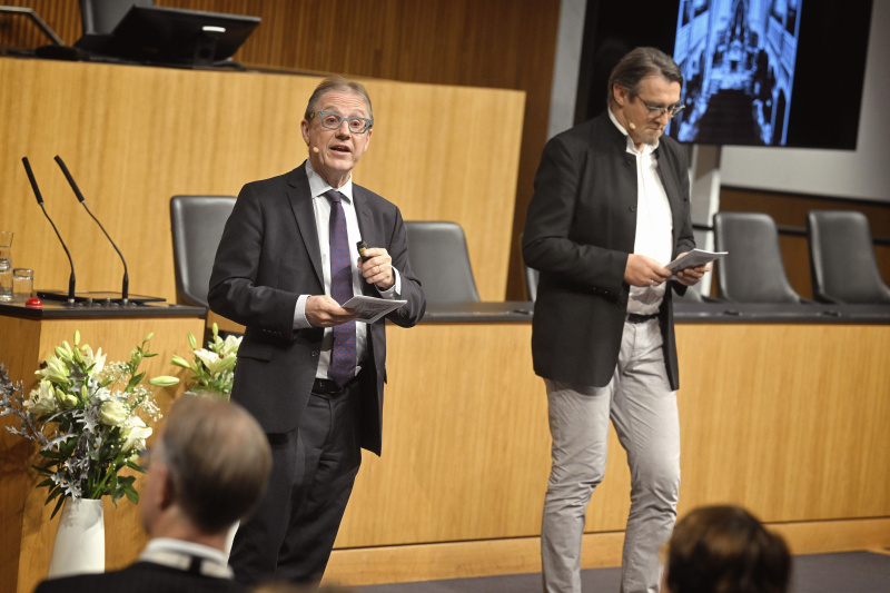 Präsentation. Von links: Institut für Architektur und Entwerfen, Technische Universität Wien Bob Martens, Institut für das künstlerische Lehramt, Akademie der bildenden Künste Wien Herbert Peter