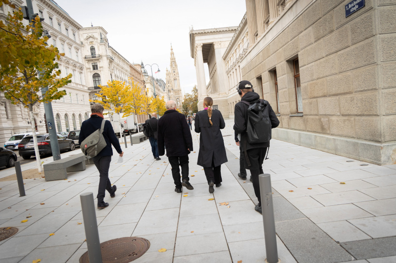 Martin Hoffer, Leiter der Rechtsdienste des ÖAMTC, im Interview mit der Journalistin Tatjana Lukáš