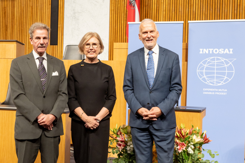 From the left: Former President of the Austrian Court of Audit Franz Fiedler, President of the Austrian Court of Audit and INTOSAI Secretary General Margit Kraker, former President of the Austrian Court of Audit Josef Moser