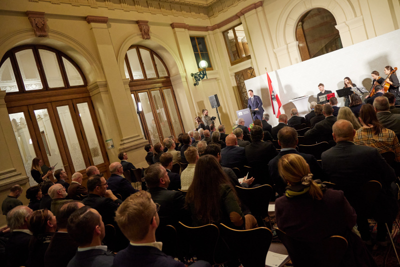 Moderation von Nationalratsabgeordneten Gerhard Kaniak (FPÖ)