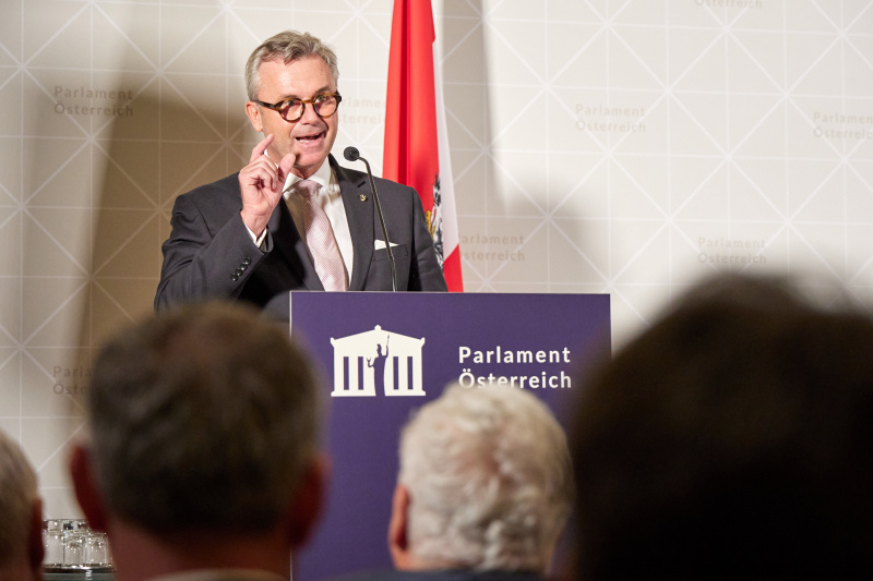 Eröffnungsworte von Dritter Nationalratspräsident Norbert Hofer (FPÖ)