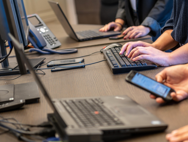 Digitale Arbeitsplätze in der Parlamentsdirektion