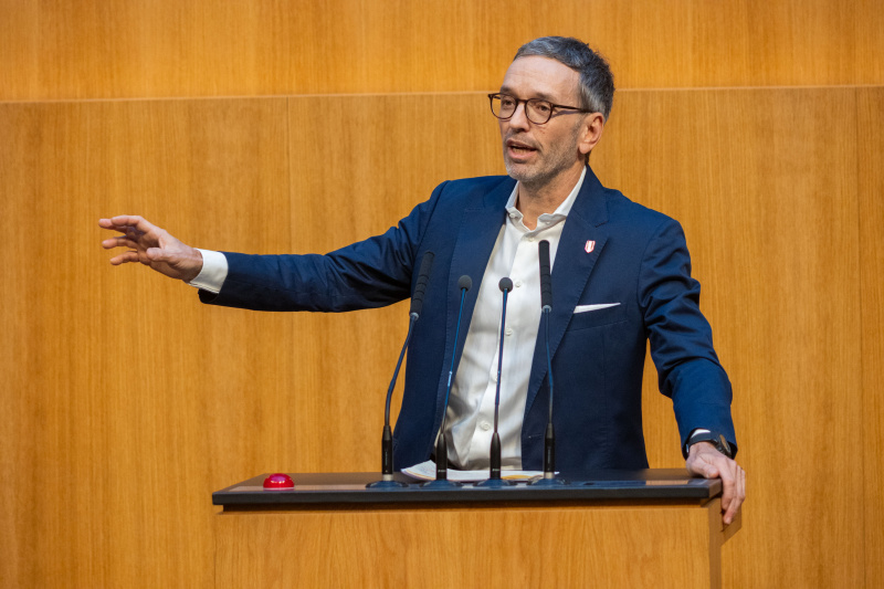 Am Rednerpult Nationalratsabgeordneter Herbert Kickl (FPÖ)