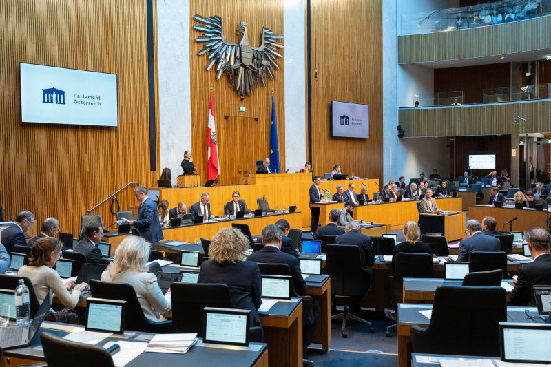 Am Rednerpult Nationalratsabgeordneter Jakob Schwarz (GRÜNE)