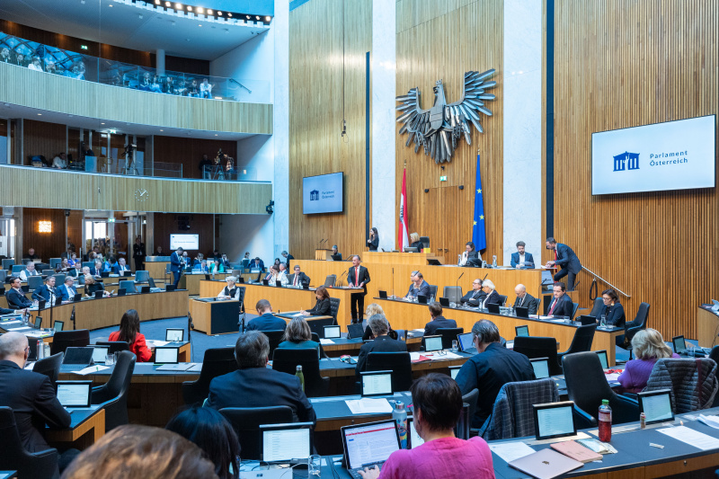 Am Rednerpult Nationalratsabgeordneter Gabriel Obernoster (ÖVP)