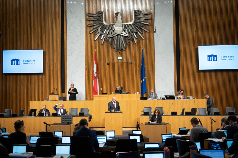 Am Rednerpult Nationalratsabgeordneter Christian Stocker (ÖVP)