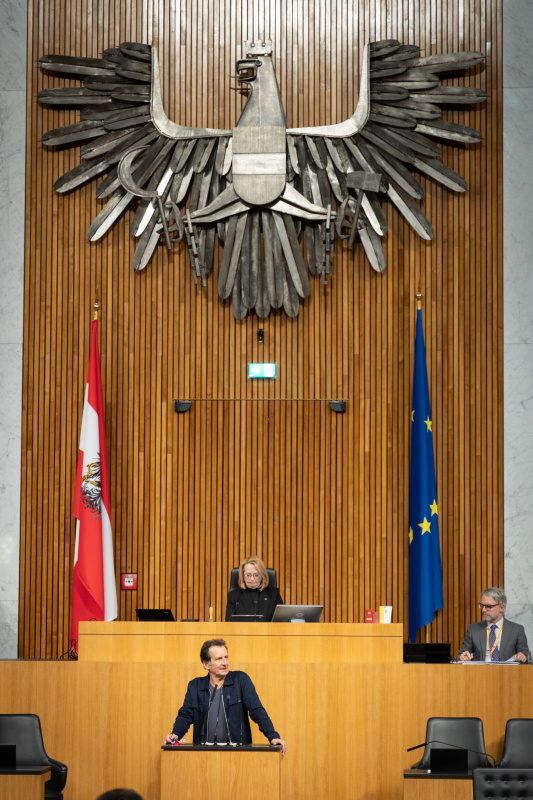 Am Rednerpult Nationalratsabgeordneter Christian Oxonitsch (SPÖ)