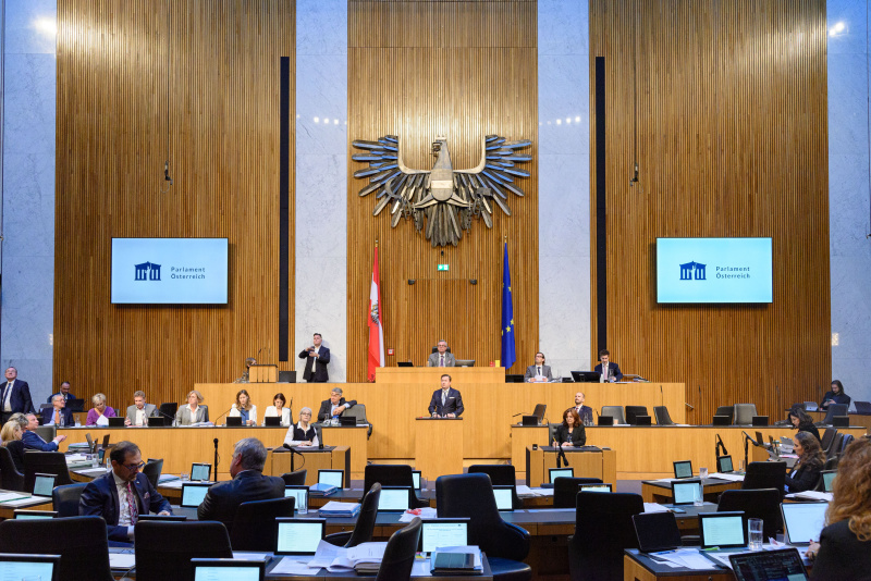 Am Rednerpult Nationalratsabgeordneter Kurt Egger (ÖVP)