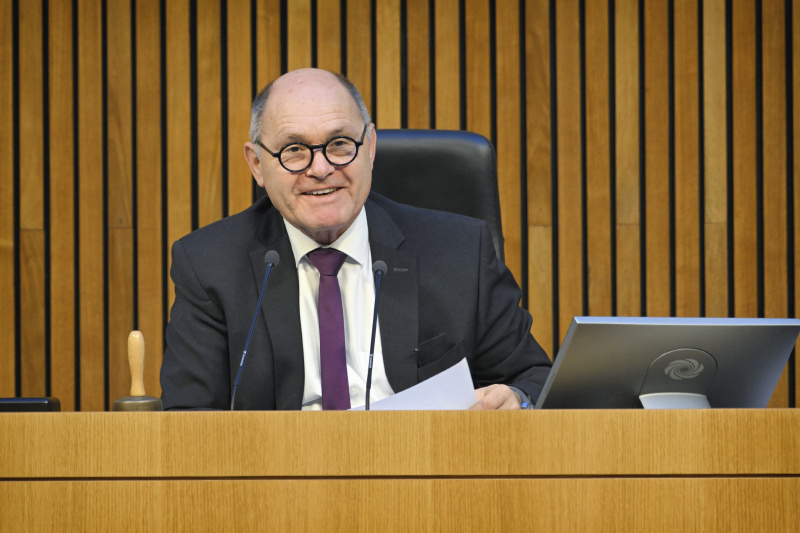 Am Präsidium Nationalratspräsident Wolfgang Sobotka (ÖVP)