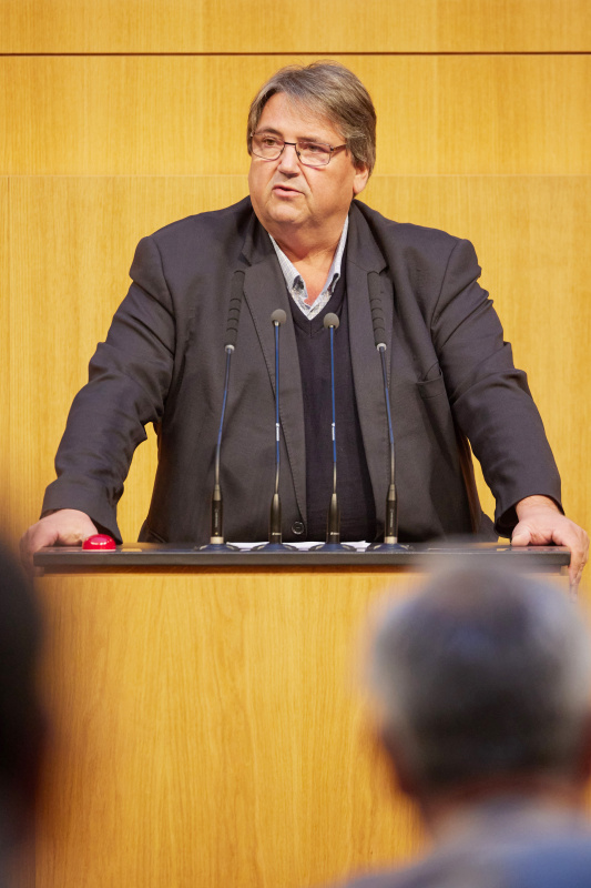 Am Rednerpult Nationalratsabgeordneter Josef Muchitsch (SPÖ)