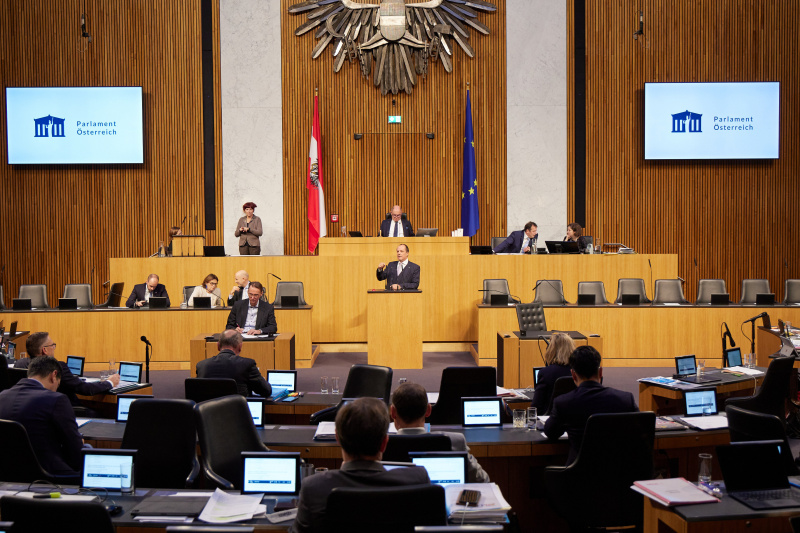 Am Rednerpult Nationalratsabgeordneter Christoph Stark (ÖVP)