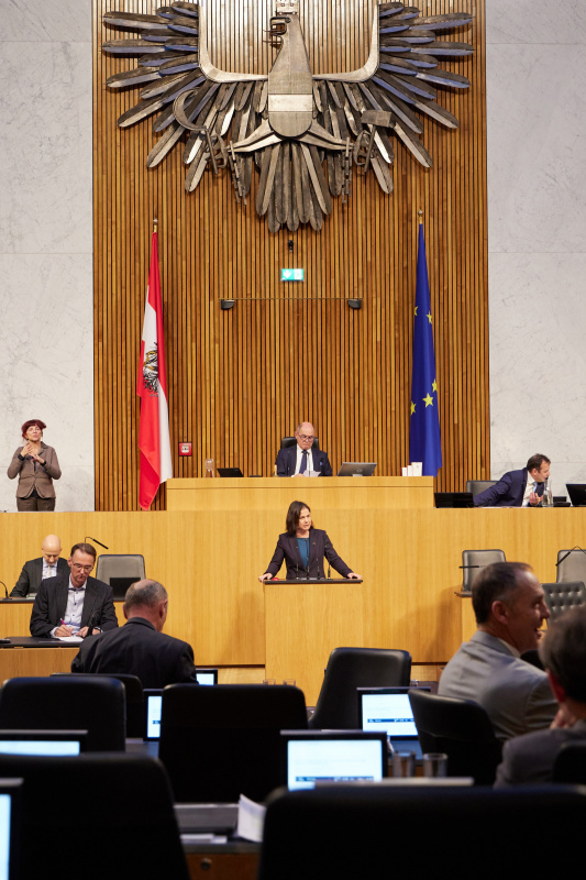 Am Rednerpult Nationalratsabgeordnete Bettina Zopf (ÖVP)