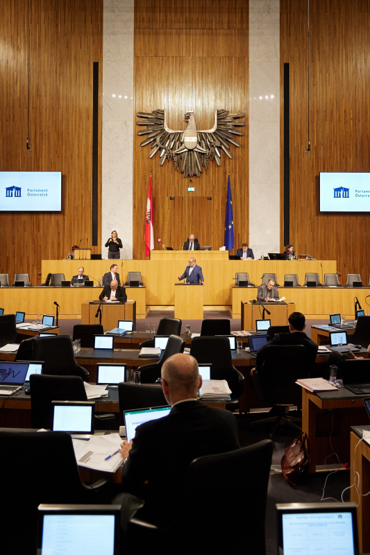 Am Rednerpult Nationalratsabgeordneter Dietmar Keck (SPÖ)