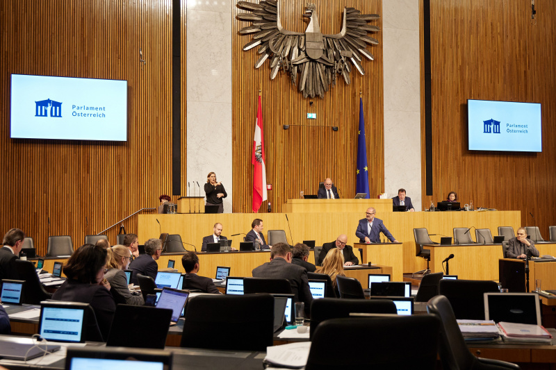 Am Rednerpult Nationalratsabgeordneter Dietmar Keck (SPÖ)