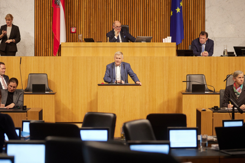 Am Rednerpult Nationalratsabgeordneter Franz Leonhard Eßl (ÖVP)