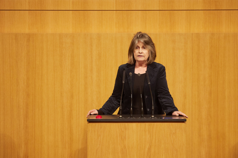 Am Rednerpult Nationalratsabgeordnete Andrea Kuntzl (SPÖ)