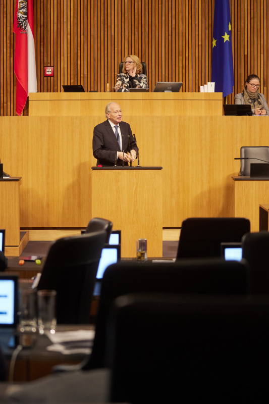 Am Rednerpult Nationalratsabgeordneter Rudolf Taschner (ÖVP)