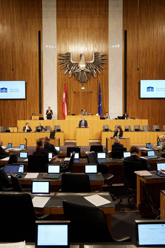 Am Rednerpult Nationalratsabgeordneter Josef Smolle (ÖVP)