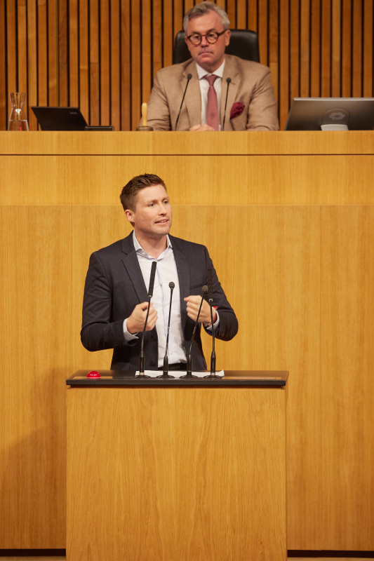 Am Rednerpult Nationalratsabgeordneter David Stögmüller (GRÜNE)