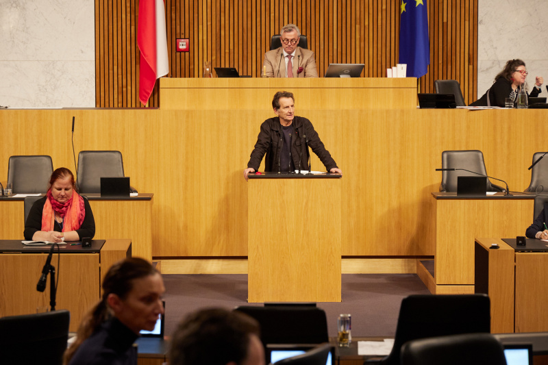 Am Rednerpult Nationalratsabgeordneter Christian Oxonitsch (SPÖ)