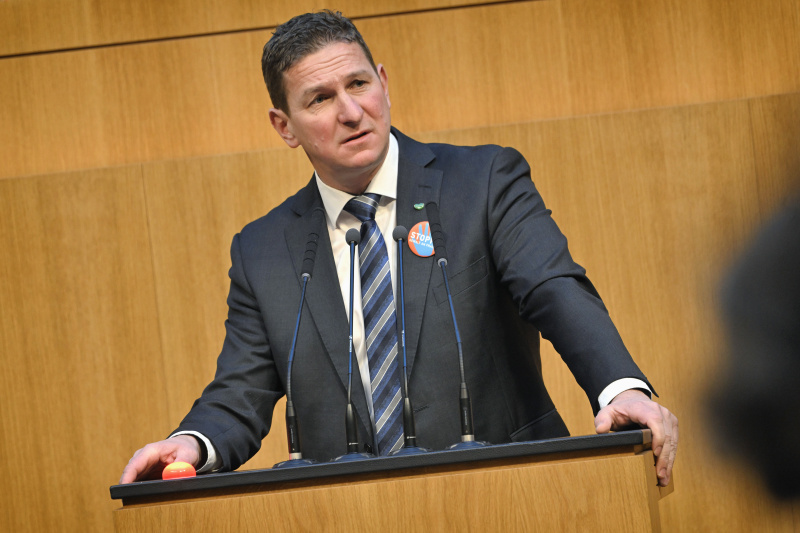 Am Rednerpult: Nationalratsabgeordneter Andreas Kühberger (ÖVP)