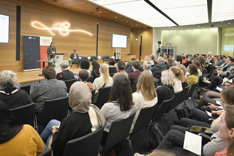 Einleitung. Geschäftsführende Direktorin Vienna Institute for International Dialogue and Cooperation Sybille Straubinger. 