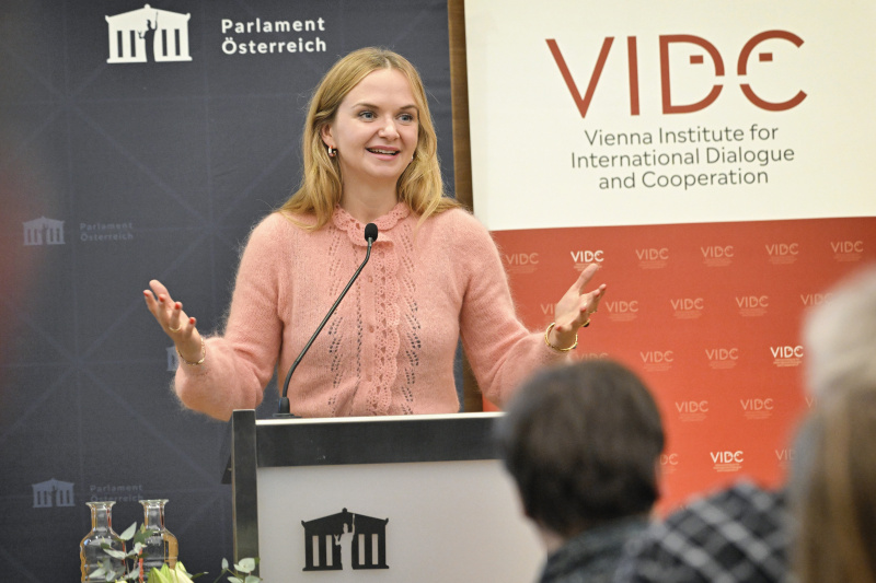 Vortrag. Co-CEO Centre for Feminist Foreign Policy Kristina Lunz