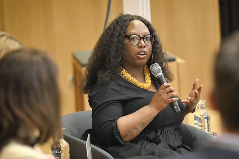 Podiumsdiskussion. Am Wort Chair in Global Politics University of Manchester Toni Haastrup