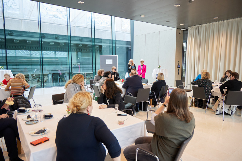 Moderation von Bundesratspräsidentin Claudia Arpa (SPÖ)
