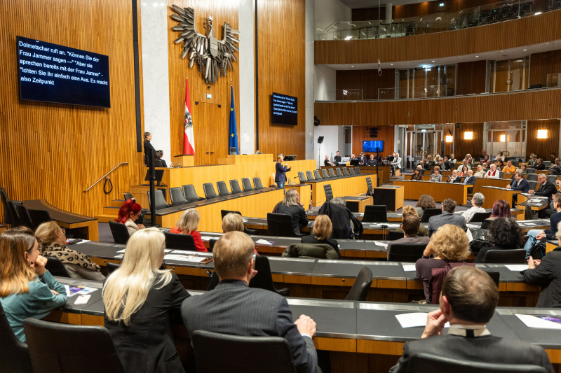 Keynote Präsidentin des ÖGLB Helene Jarmer - Österreichischer Gehörlosenbund