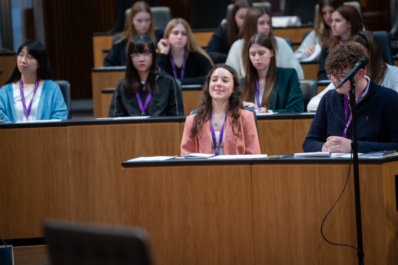Plenarsitzung zum Abschluss des Jugendparlaments