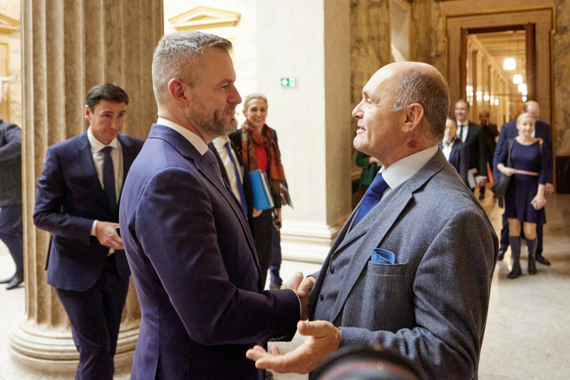 Führung durch das Parlament durch Nationalratspräsident Wolfgang Sobotka (ÖVP)